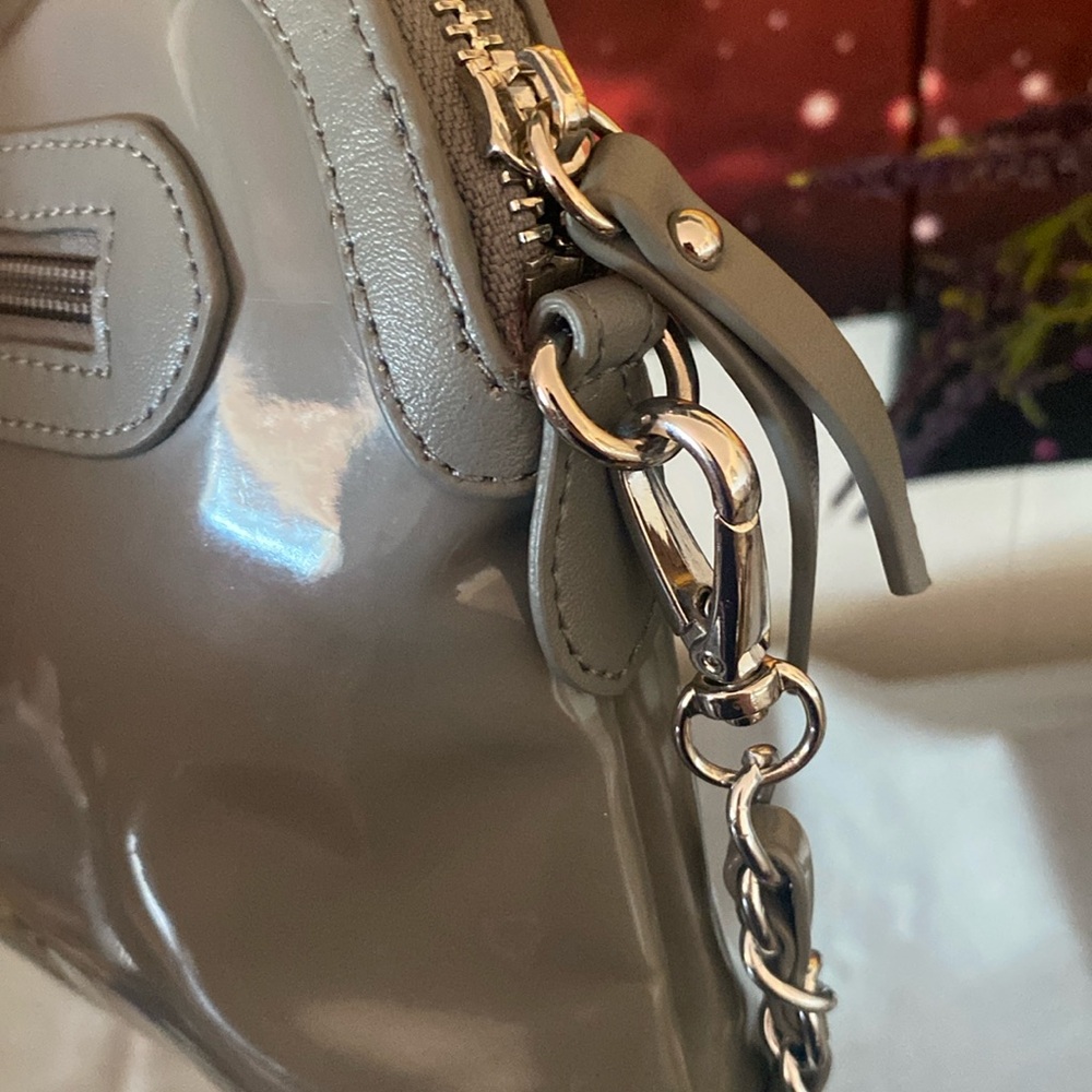 Sharif Crossbody with Flower Design - Picture 9 of 15